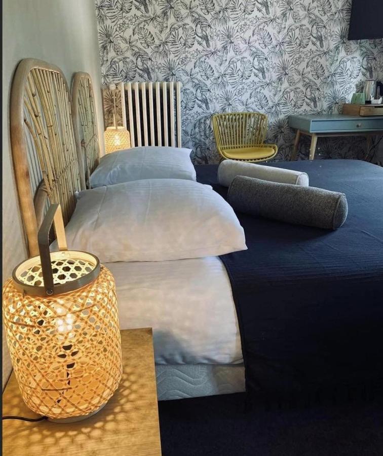 Logis Hotel Chalet Altitude Pierre-Percée エクステリア 写真